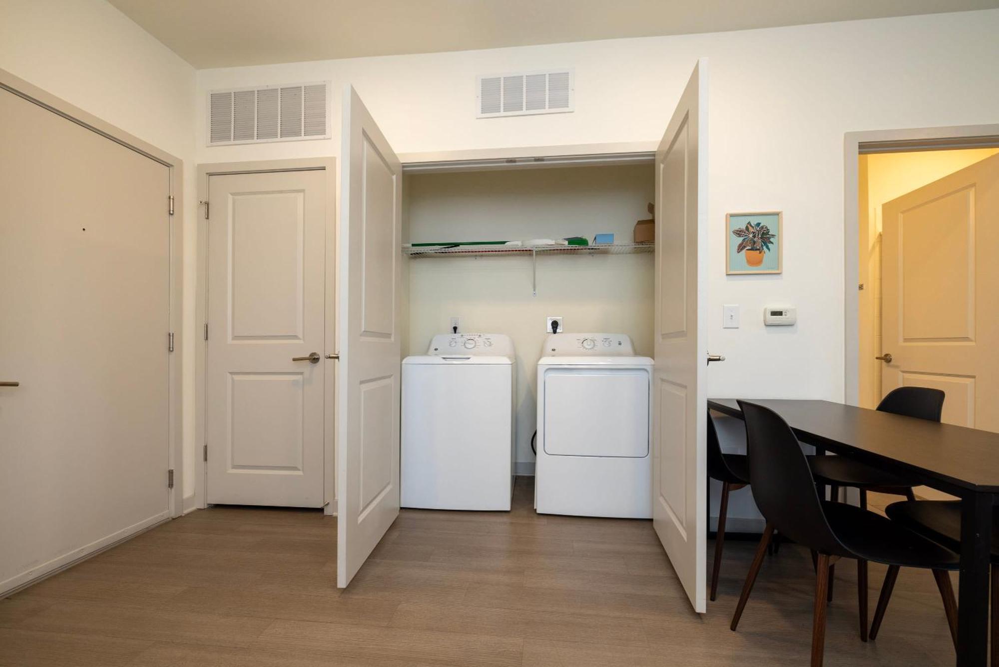 Modern Nulu 2Br Cozysuites 01 Louisville Eksteriør billede